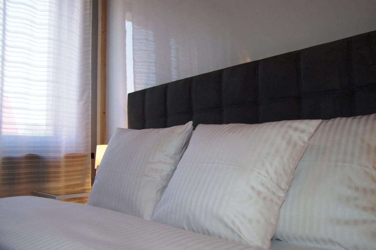 Mazurski Zakatek-Apartamenty Mikołajki Extérieur photo