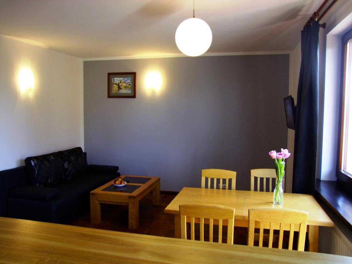 Mazurski Zakatek-Apartamenty Mikołajki Extérieur photo